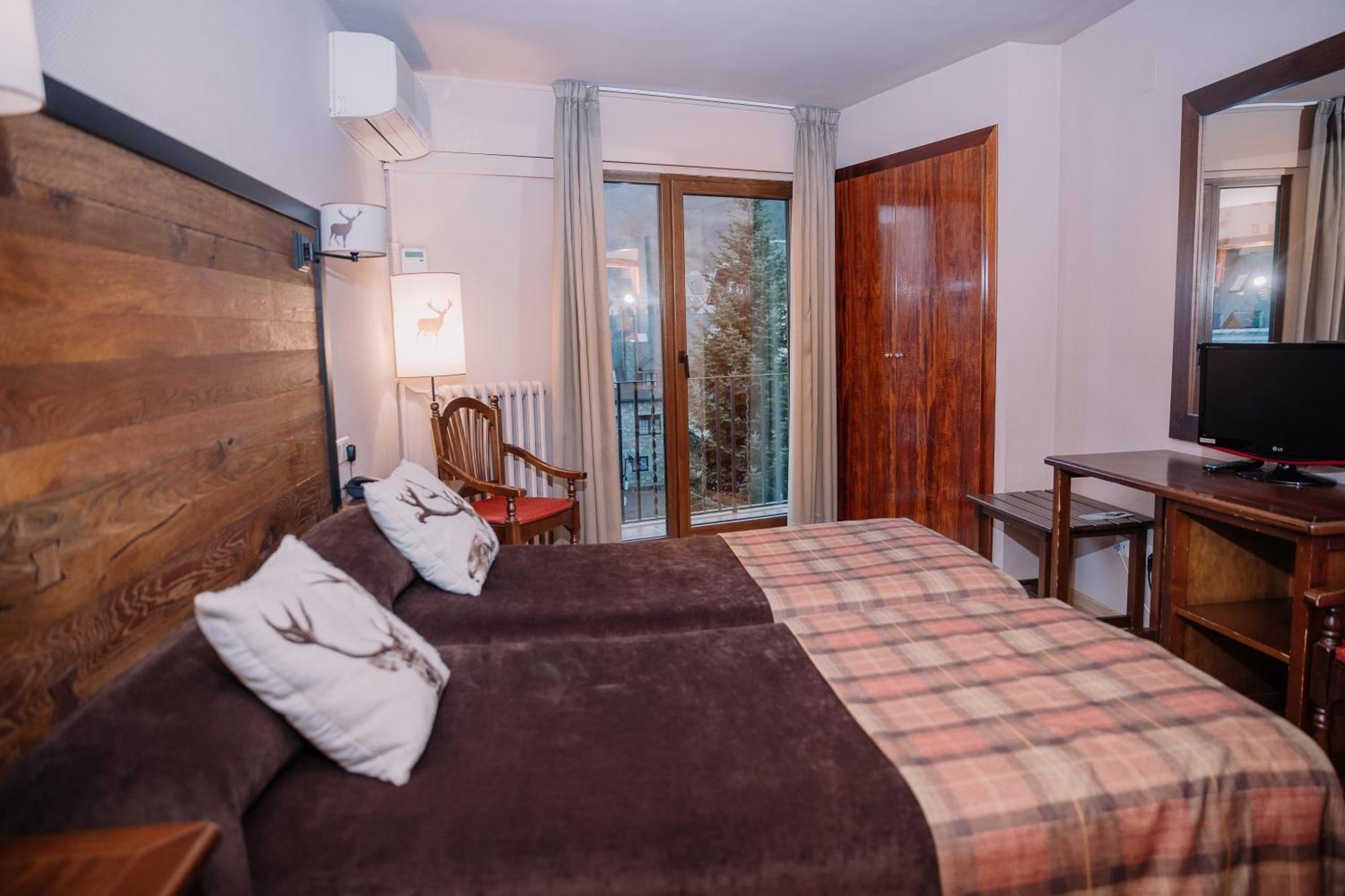 Riu Nere Mountain Hotel Vielha Bilik gambar