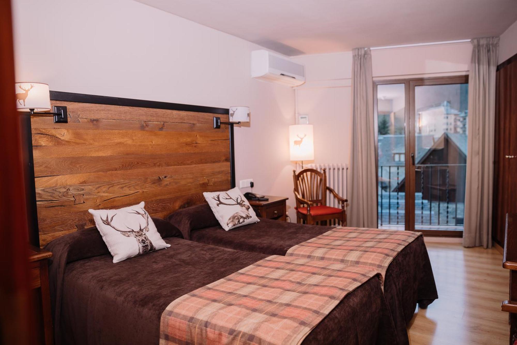 Riu Nere Mountain Hotel Vielha Bilik gambar